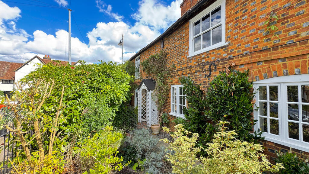 Main image of property: St. Albans Road, Codicote