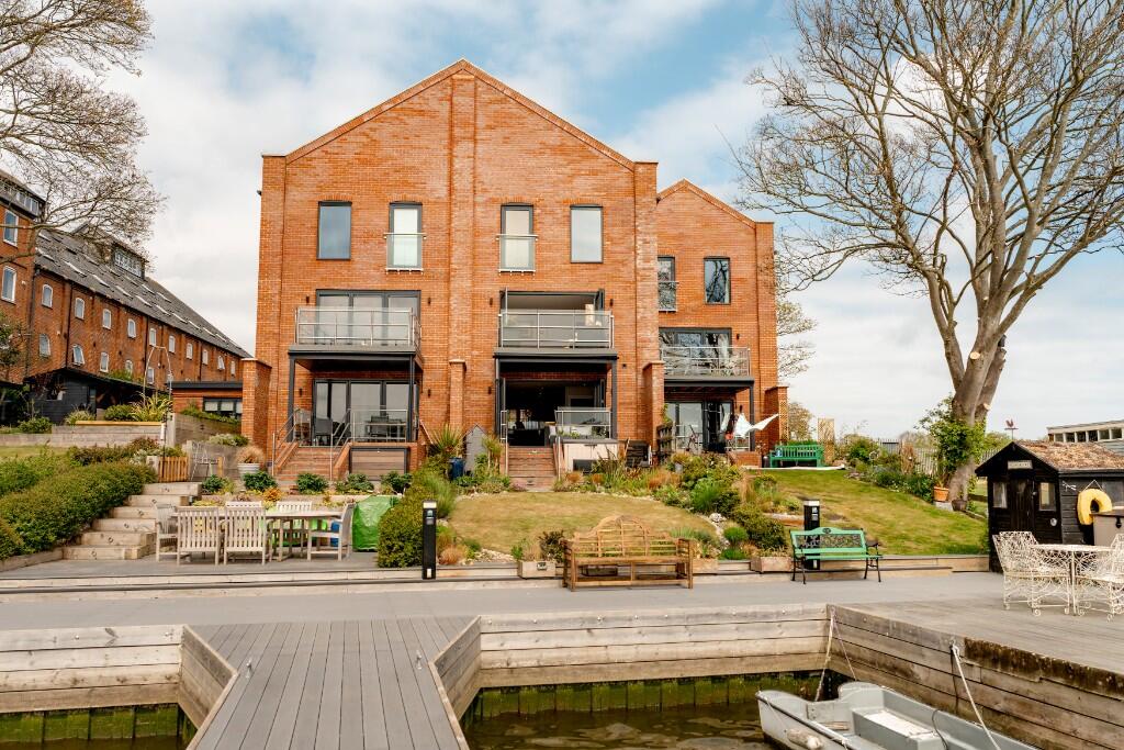 Main image of property: Pegasus Mews, Caldecott Road, Lowestoft, Suffolk, NR32