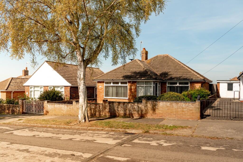 Main image of property: Malvern Rise, Lowestoft, Suffolk, NR32
