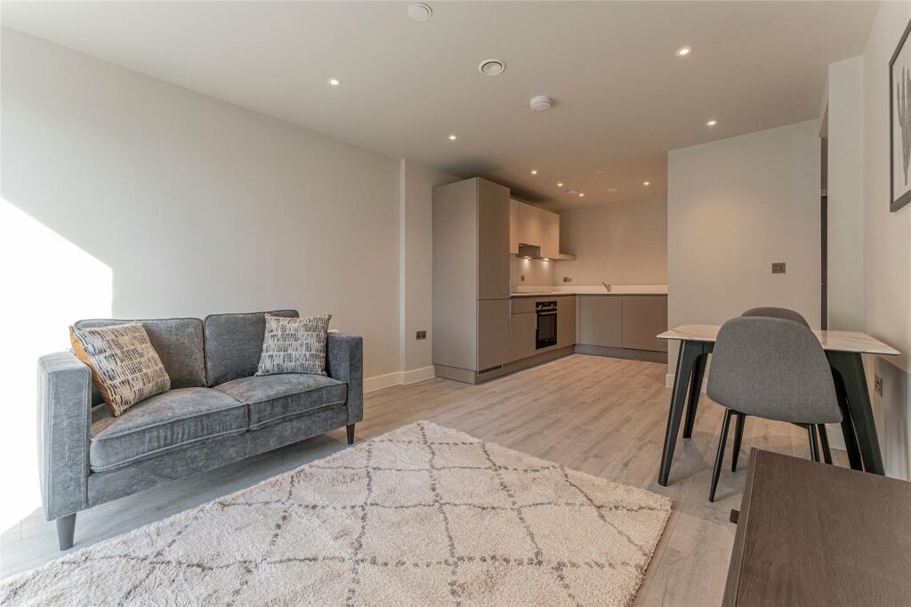 Additional property image - St Martins Place, 169 Broad Street, Birmingham, West Midlands, B15