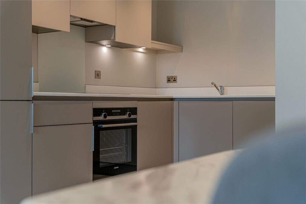 Additional property image - St Martins Place, 169 Broad Street, Birmingham, West Midlands, B15