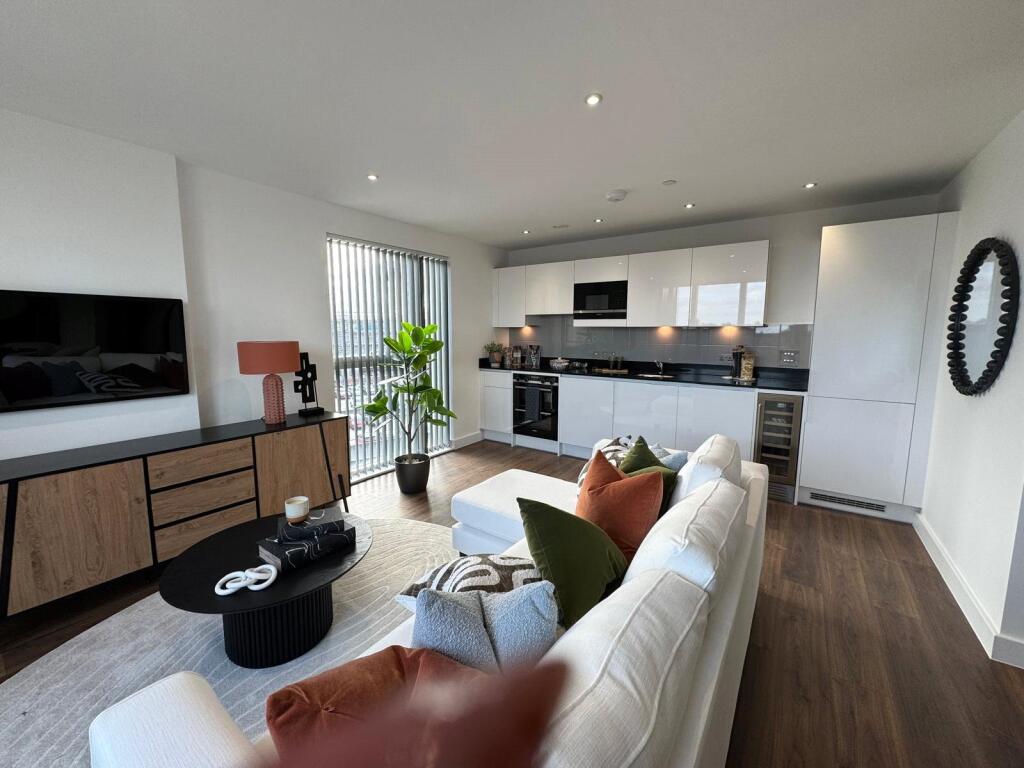 Main image of property: The Grand Exchange, Market Street, Bracknell, RG12