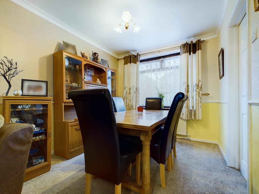 3 bedroom semidetached house for sale in Lambley Crescent, Hebburn, NE31