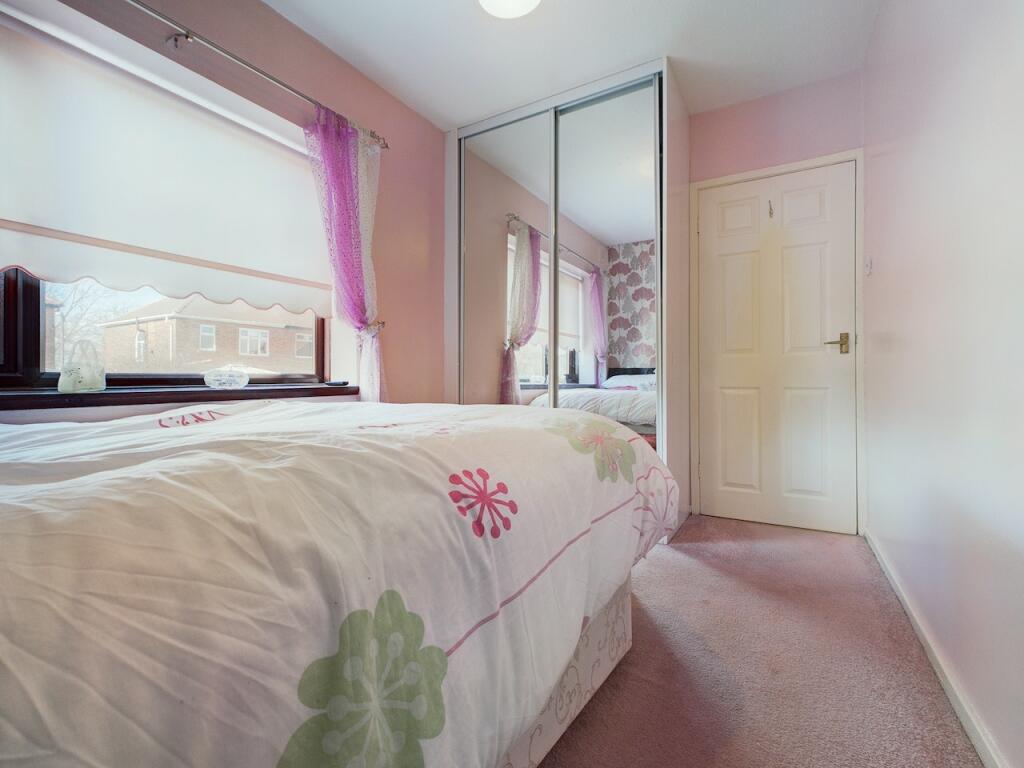 3 bedroom semidetached house for sale in Lambley Crescent, Hebburn, NE31