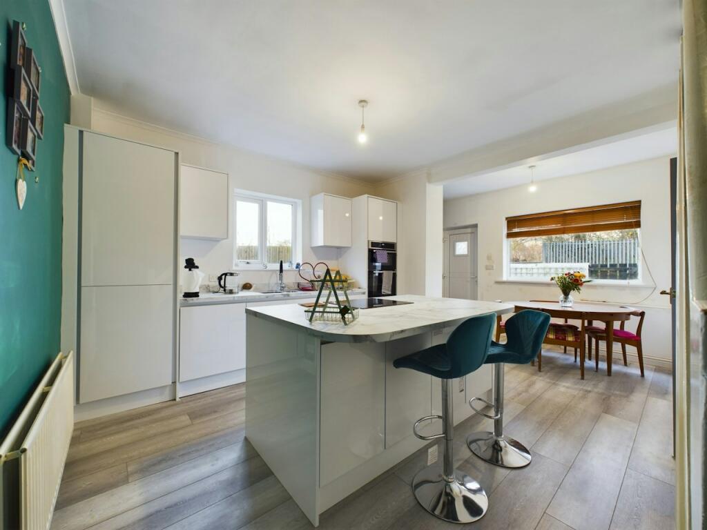 3 bedroom end of terrace house for sale in Broomside Lane, Durham, DH1