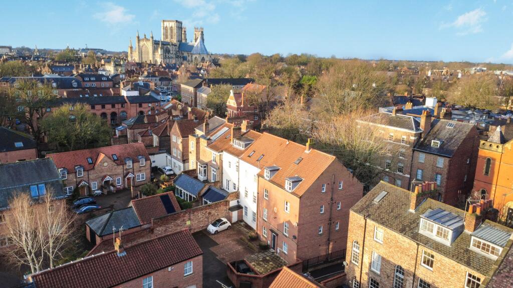 Main image of property: Monkgate, York, YO31