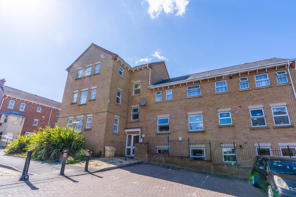 Main image of property: All Saints Gardens, Chatham, ME4
