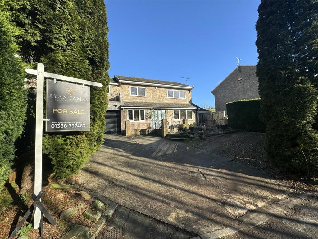 5 bedroom detached house for sale in The Willows, Auckland, Co