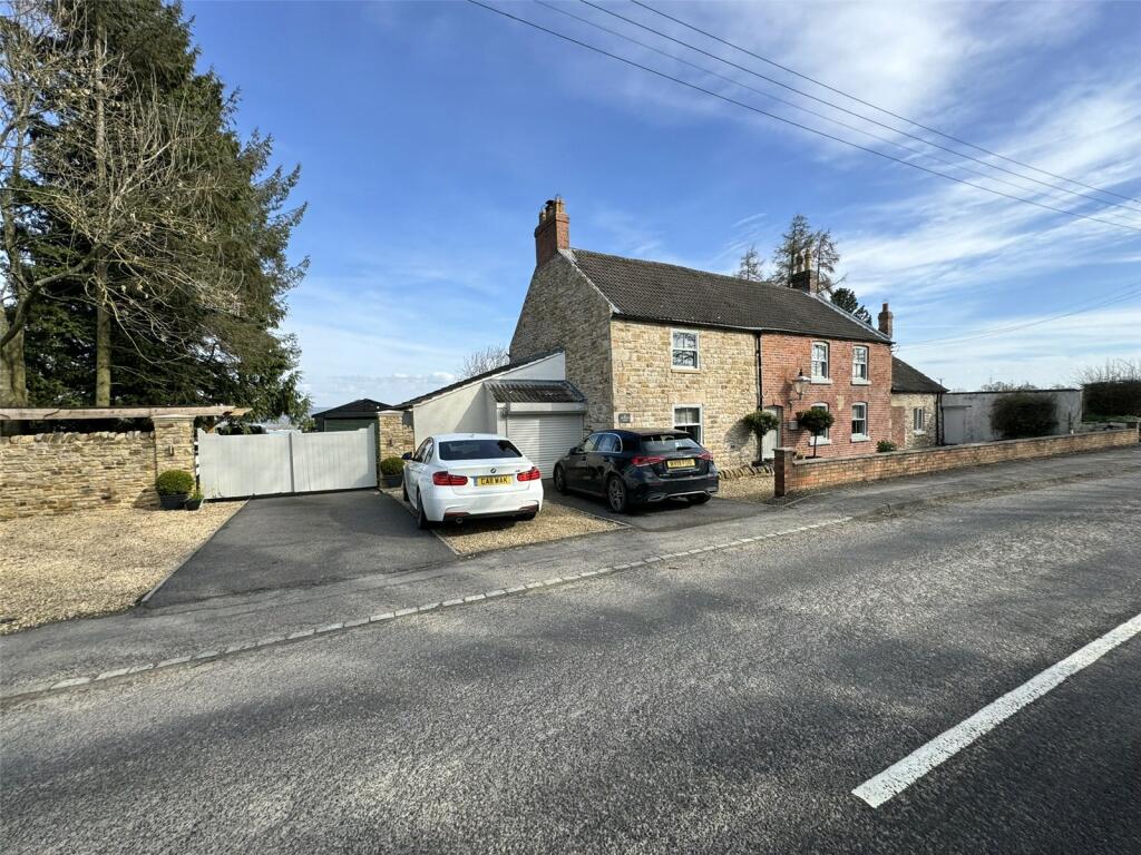 4 bedroom detached house for sale in Etherley Grange, Auckland, Durham, DL14