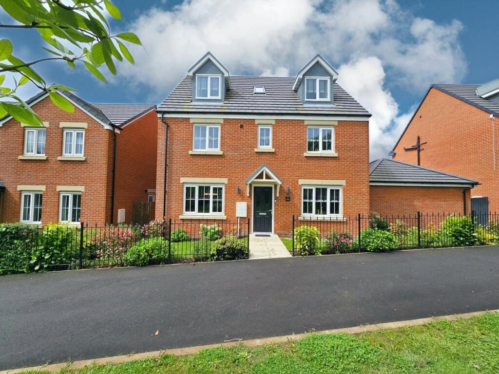 5 bedroom detached house for sale in Raven Court, Shildon, Co Durham, DL4