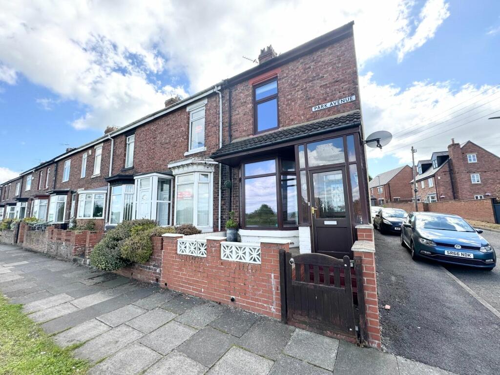 2 bedroom terraced house for sale in Park Avenue, Coundon Gate,