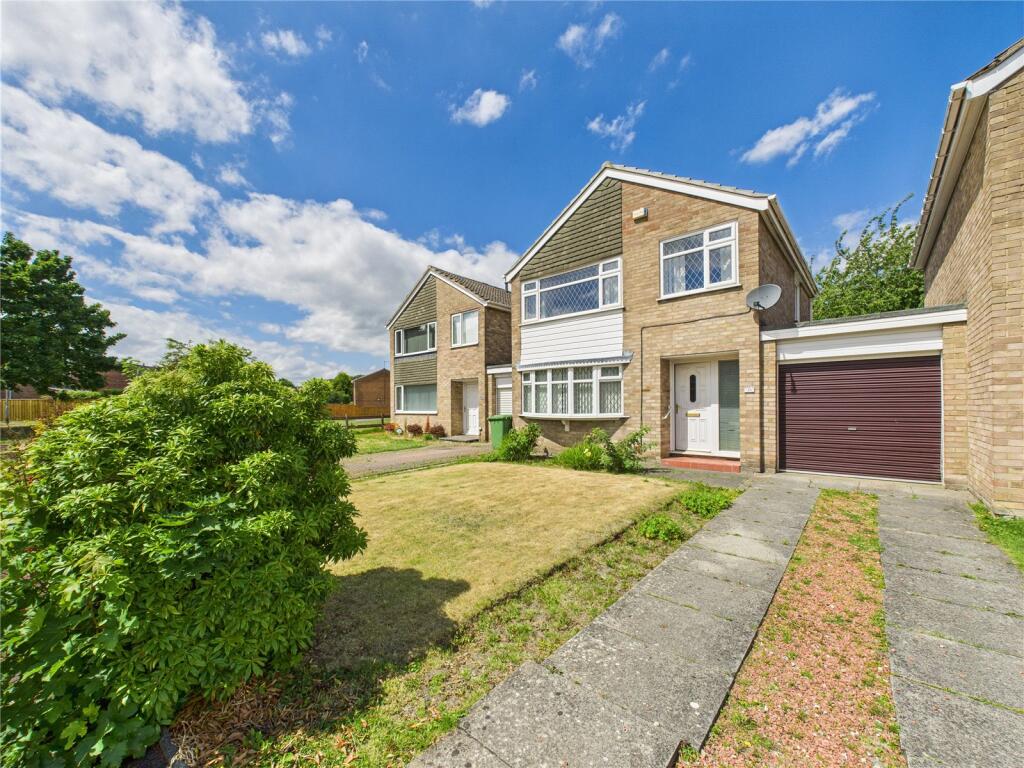 3 bedroom link detached house