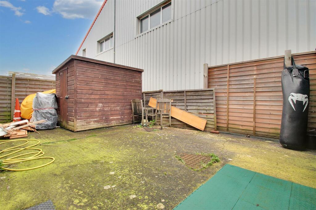 Additional property image - Harbour Way, Shoreham-By-Sea