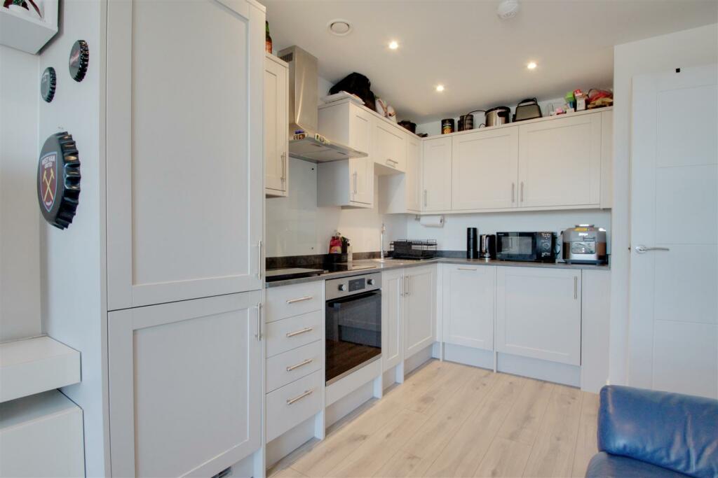 Additional property image - Romany Road, Worthing