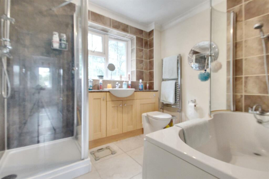 Additional property image - Juniper Close, Worthing