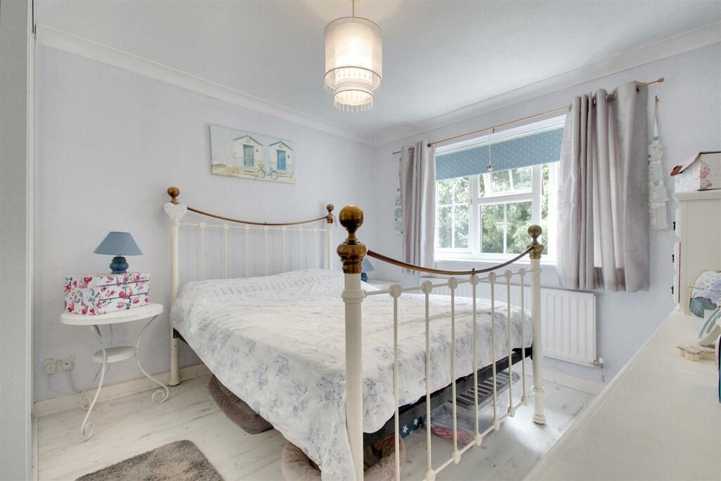 Additional property image - Juniper Close, Worthing