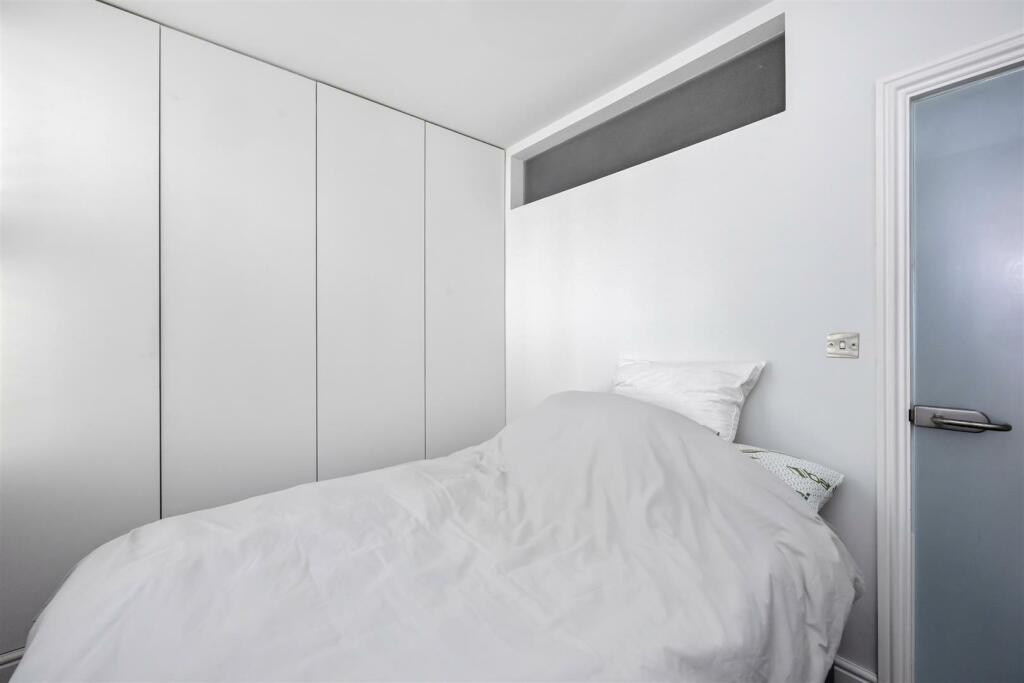 Additional property image - New Parade, Worthing