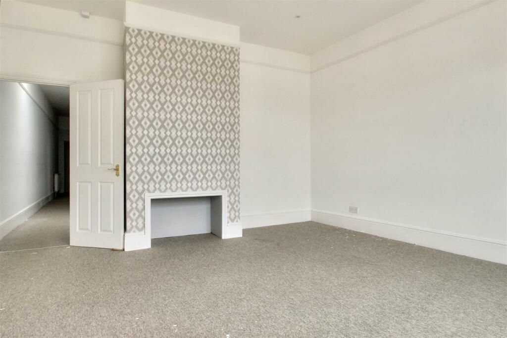 Additional property image - Park Crescent, Worthing