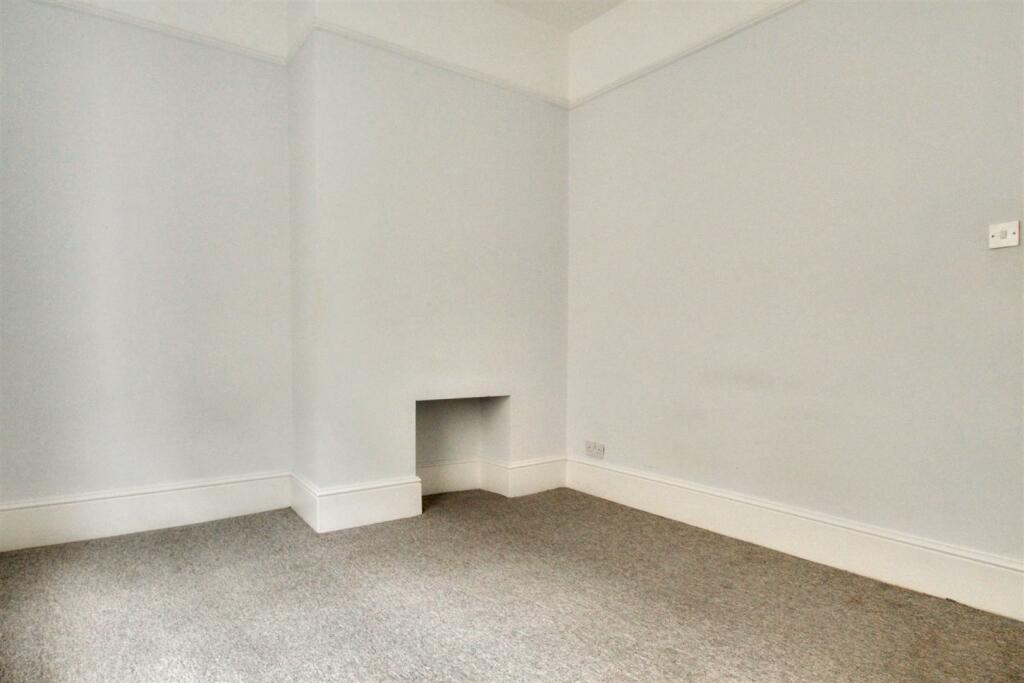 Additional property image - Park Crescent, Worthing