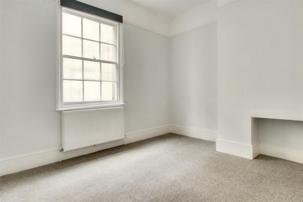 Additional property image - Park Crescent, Worthing