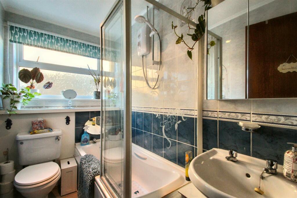Additional property image - Halifax Drive, Durrington, Worthing