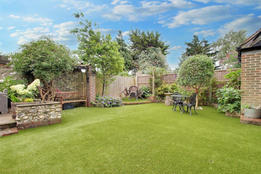 Additional property image - Goldsmith Road, Worthing