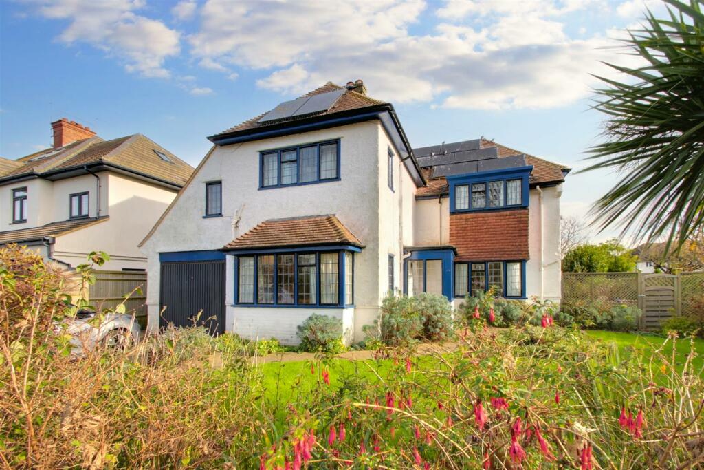 Additional property image - Wallace Avenue, Worthing