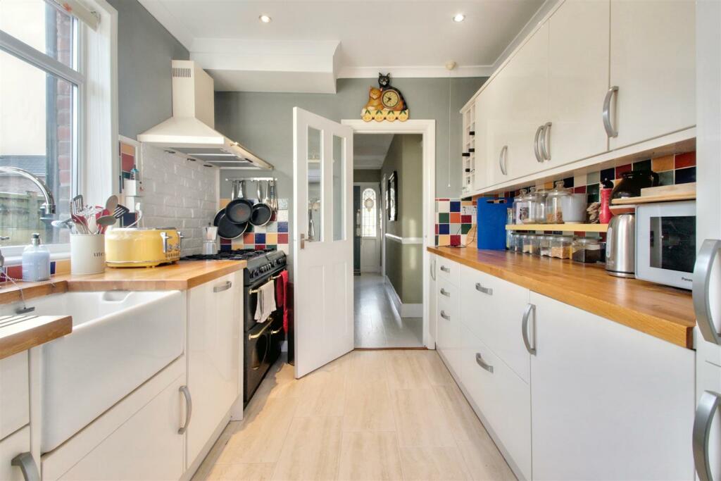 Additional property image - Bruce Way, Marine, Worthing