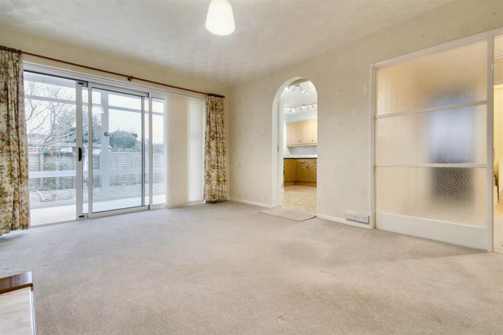 Additional property image - Goring Road, Goring-By-Sea, Worthing