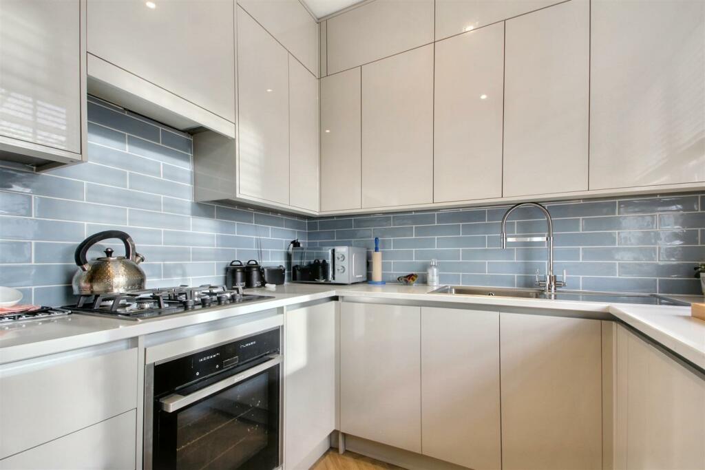 Additional property image - Bath Road, Worthing
