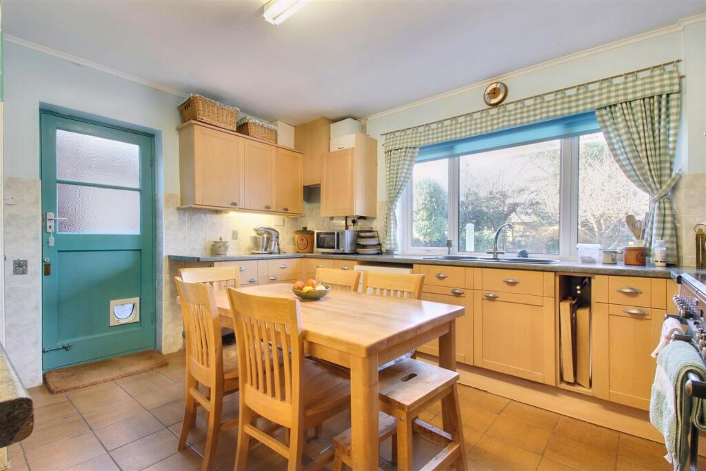 Additional property image - Arlington Avenue, Goring-By-Sea, Worthing