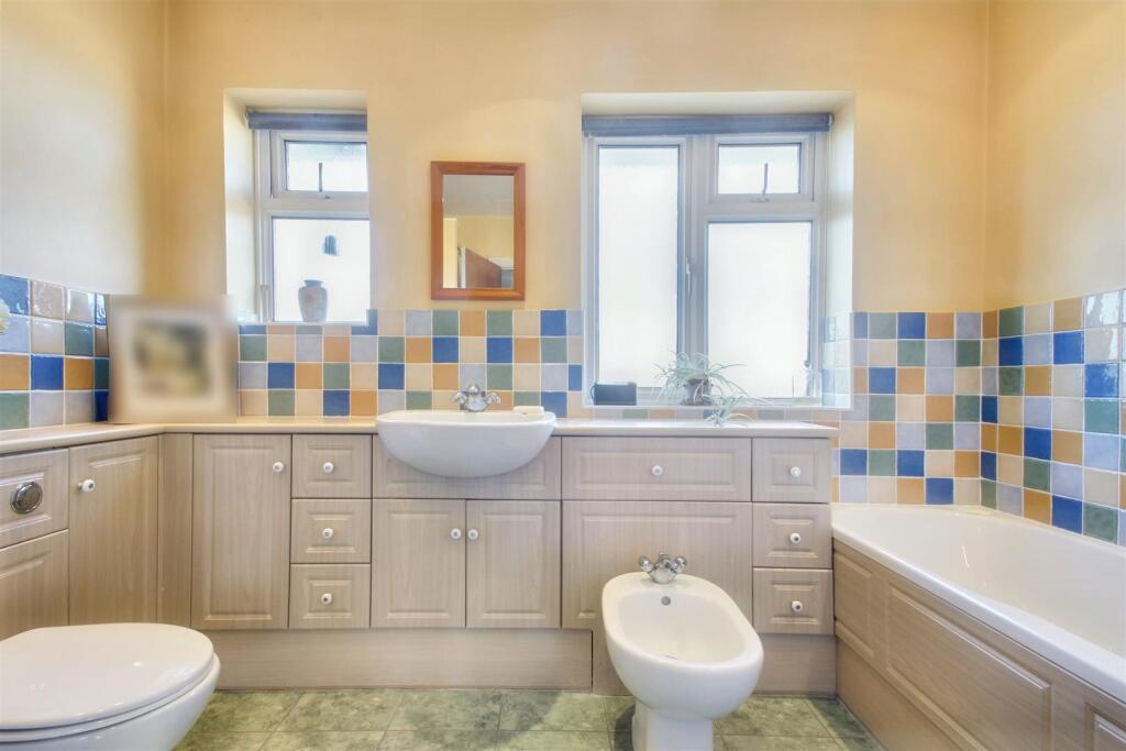 Additional property image - Arlington Avenue, Goring-By-Sea, Worthing