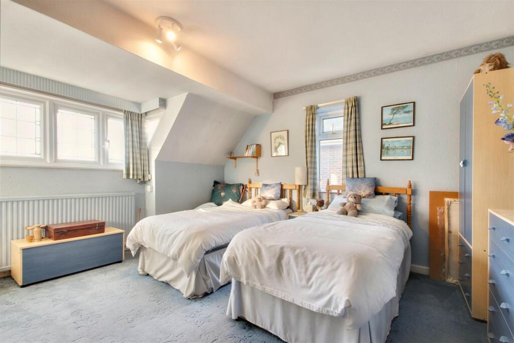 Additional property image - Arlington Avenue, Goring-By-Sea, Worthing