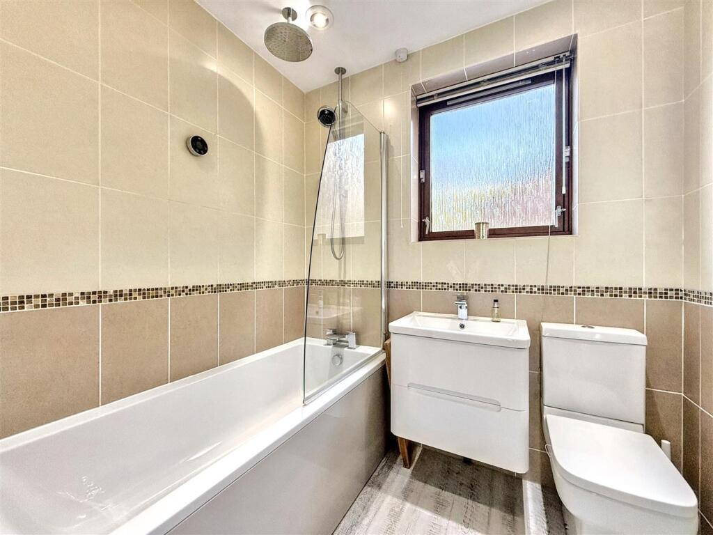Additional property image - Cheviot Close, Worthing