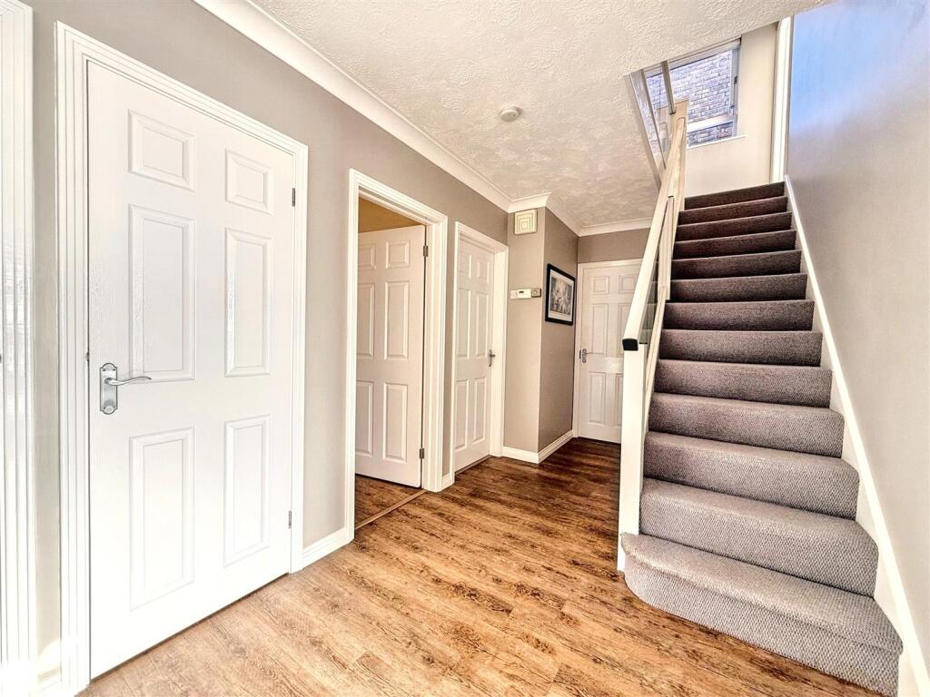 Additional property image - Cheviot Close, Worthing