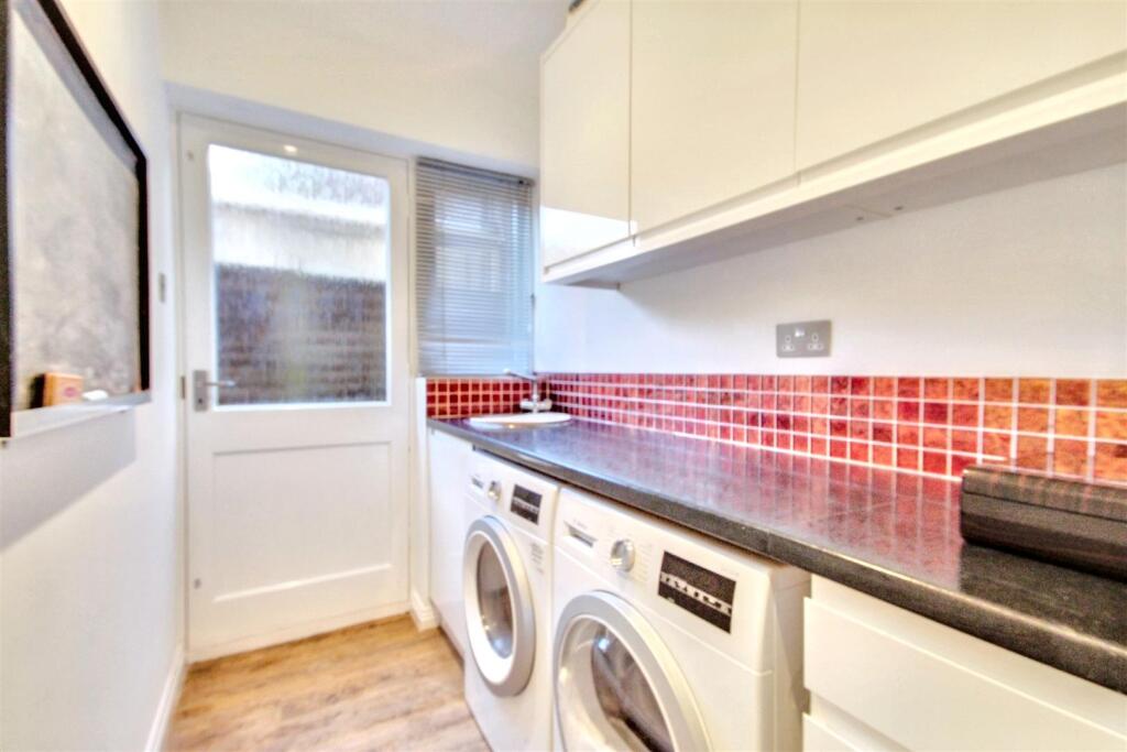 Additional property image - Cheviot Close, Worthing