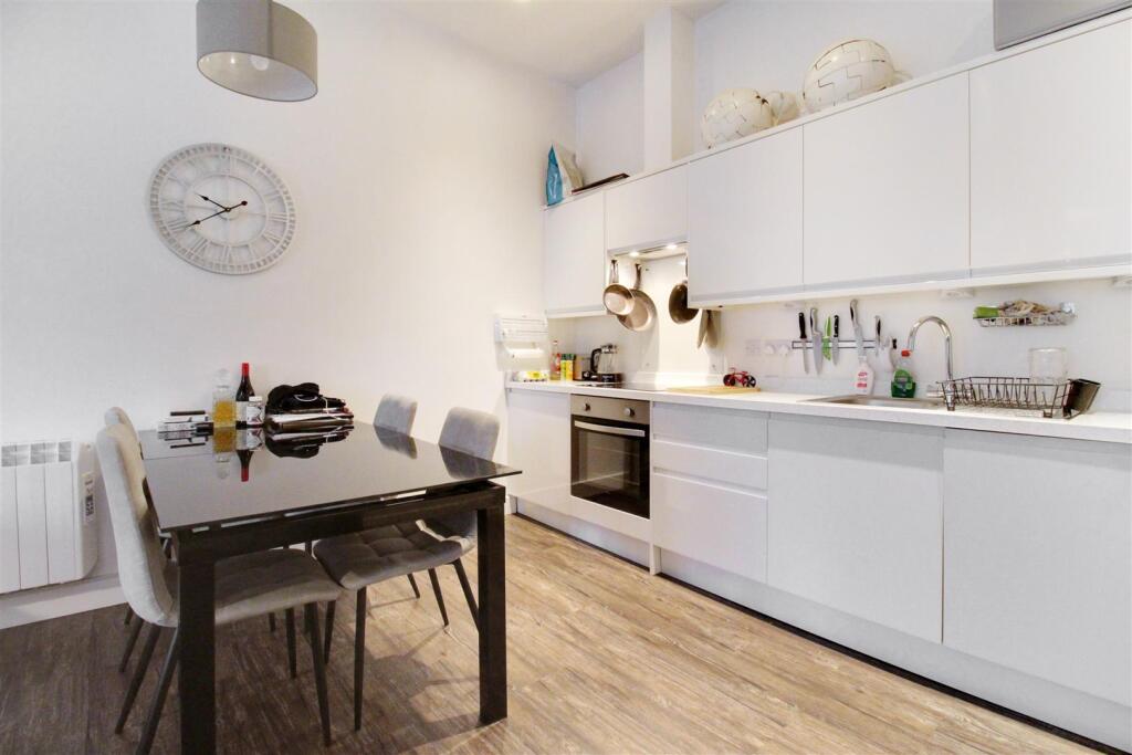 Additional property image - The Causeway, Goring-By-Sea, Worthing