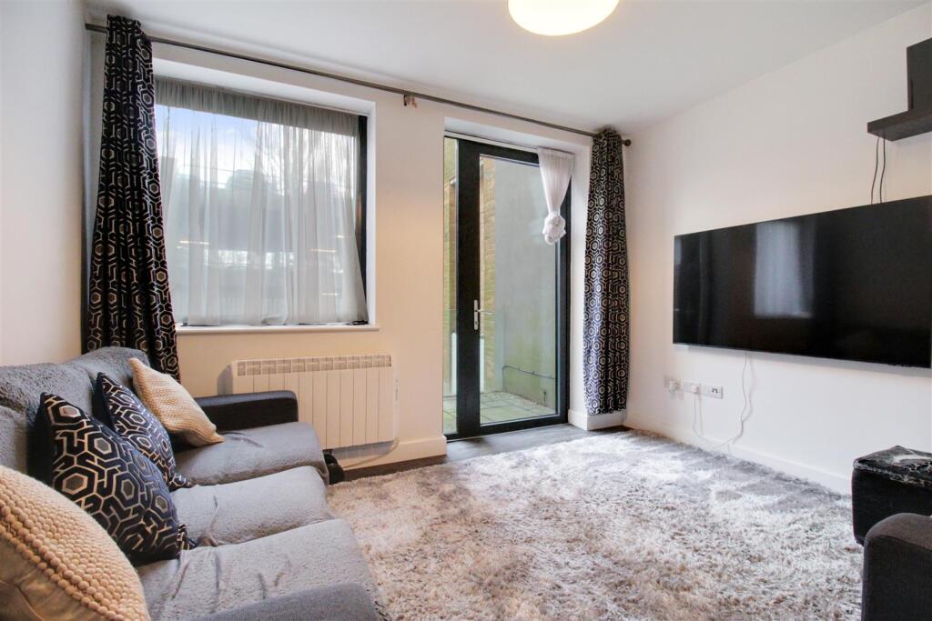 Additional property image - The Causeway, Goring-By-Sea, Worthing
