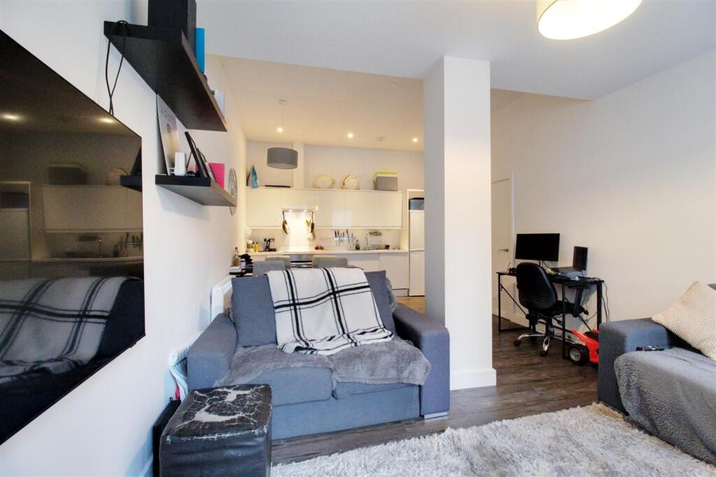 Additional property image - The Causeway, Goring-By-Sea, Worthing