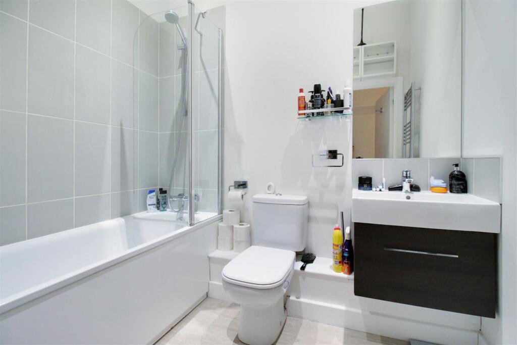 Additional property image - The Causeway, Goring-By-Sea, Worthing