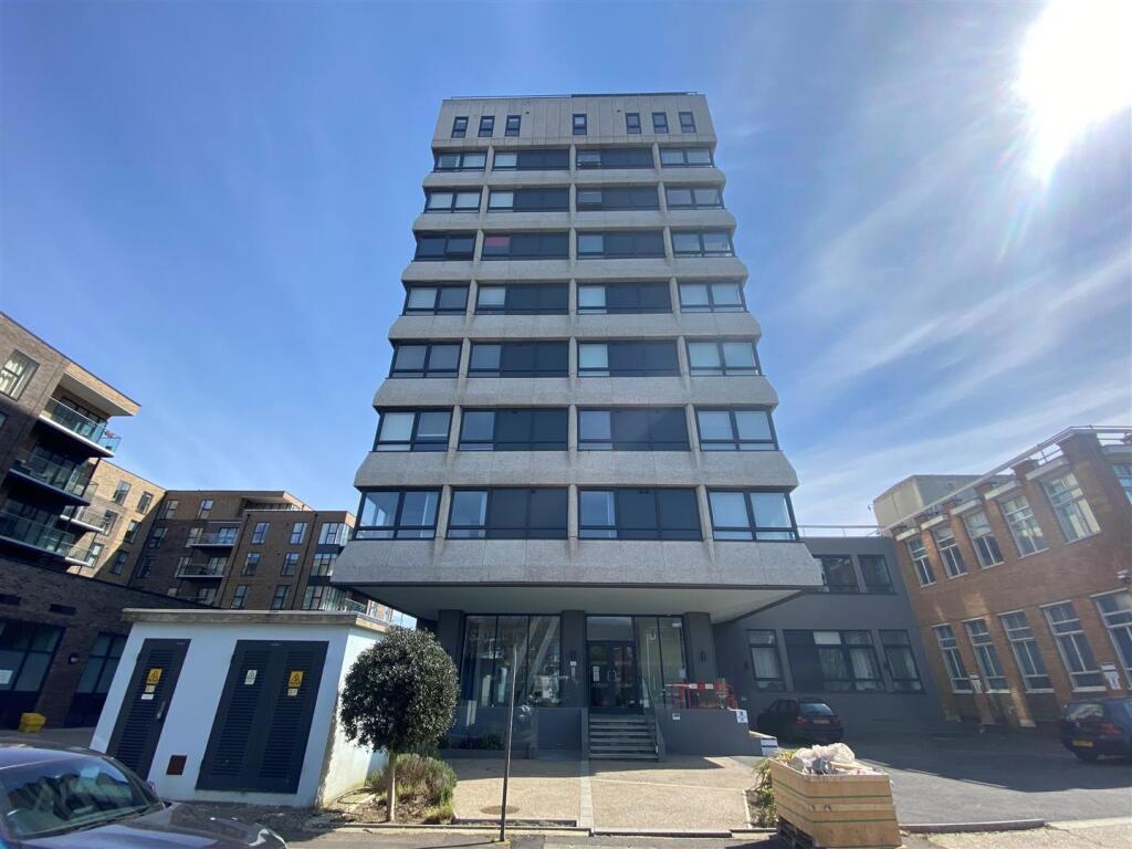 Additional property image - The Causeway, Goring-By-Sea, Worthing