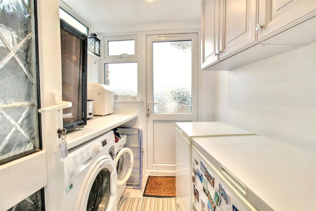 Additional property image - Alinora Crescent, Goring-By-Sea, Worthing