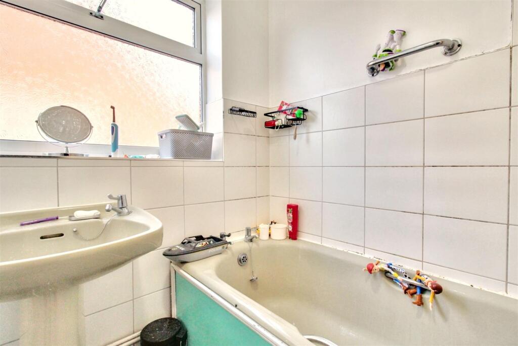 Additional property image - Goring Road, Goring-By-Sea, Worthing