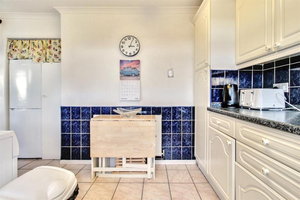 Additional property image - Goring Road, Goring-By-Sea, Worthing