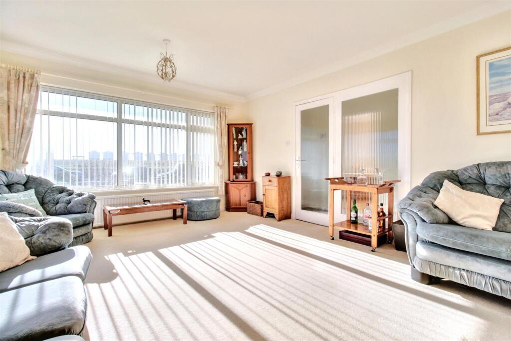 Additional property image - Marine Crescent, Goring-By-Sea