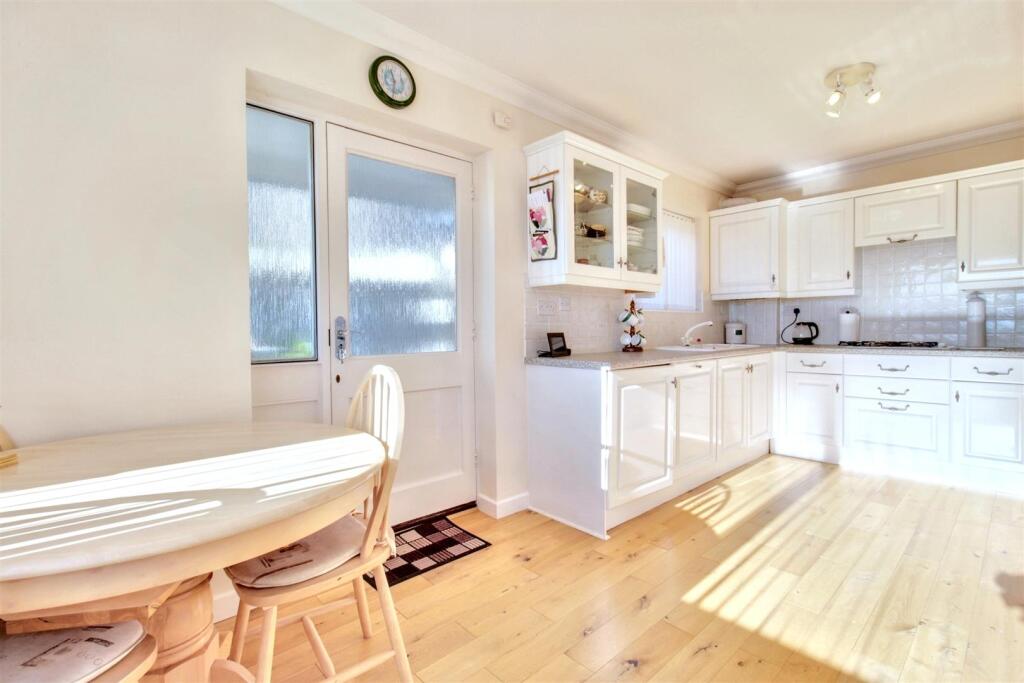 Additional property image - Marine Crescent, Goring-By-Sea