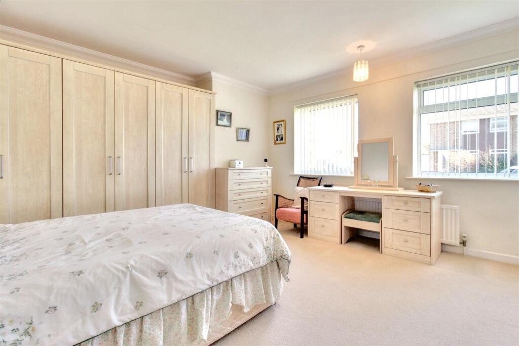 Additional property image - Marine Crescent, Goring-By-Sea