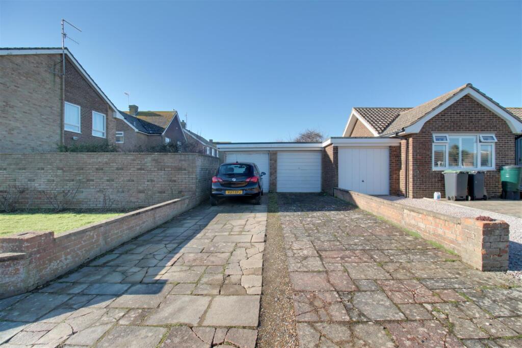 Additional property image - Marine Crescent, Goring-By-Sea