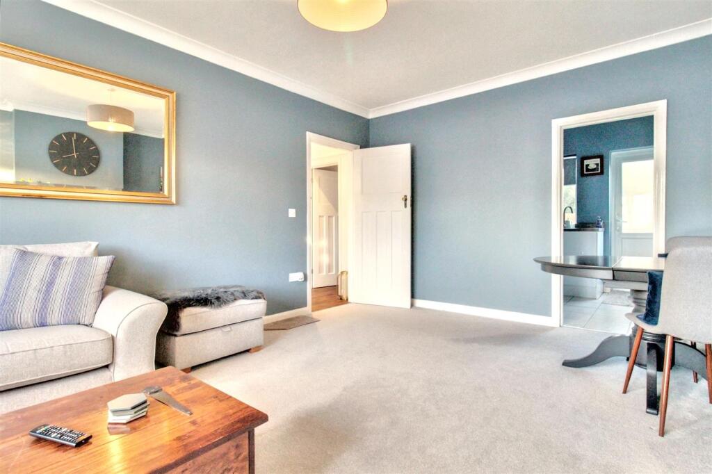 Additional property image - Seventh Avenue, Lancing