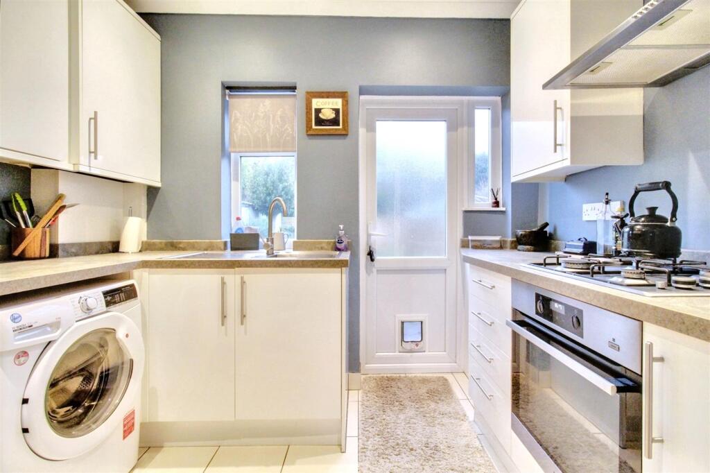 Additional property image - Seventh Avenue, Lancing